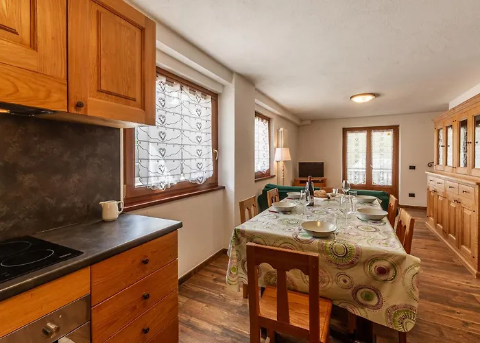 Pontal 11 - Relax E Vista Sulle Montagne - Cour 0154 아파트 쿠르마예